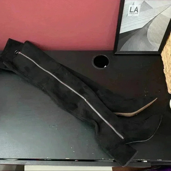 Dolce Vita Black thigh Boots - Picture 1 of 10